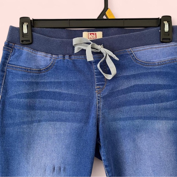 Juniors Large Women’s Medium Lei Blue Denim Pull On Dorm Skinny Jegging Jeans - Picture 3 of 8